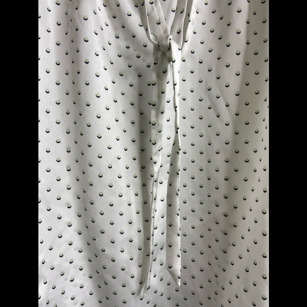 ANN TAYLOR FACTORY RUFFLES SLEEVE TOP - Picture 6 of 8